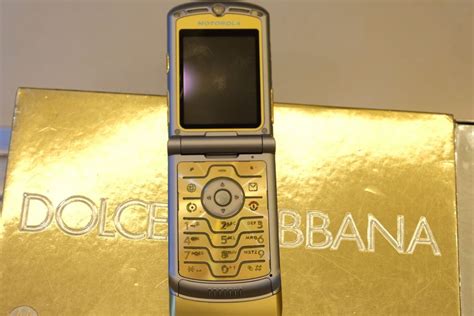 moto razr dolce gabbana|motorola Razr series.